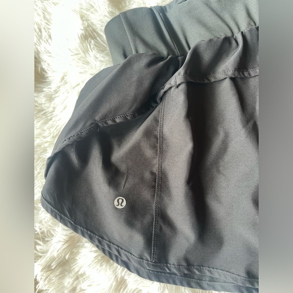 flowy black lulu-lemon shorts - Picture 2 of 6